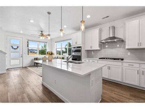 8057 Yampa River Ave, Littleton, CO, 80125-7629 | Card Image