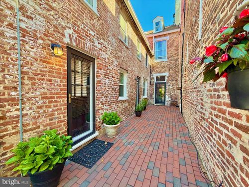 2-1016 Prince St, ALEXANDRIA, VA, 22314-2990 | Card Image