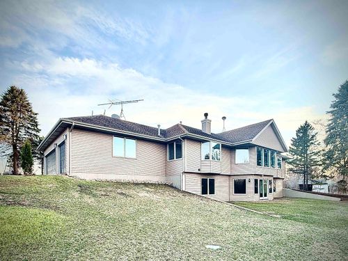 3640 Moffett Rd, Rockton, IL, 61072-9462 | Card Image