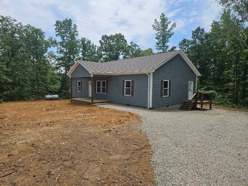 415 Market St, Waynesboro, TN, 38485-2257 | Card Image