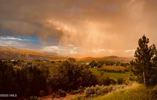 89 Open Sky Cir, Gypsum, CO, 81637-5358 | Card Image