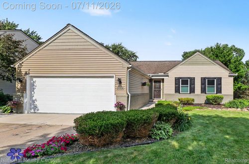24404 Jamestowne Road Road N, Novi, MI, 48375 | Card Image