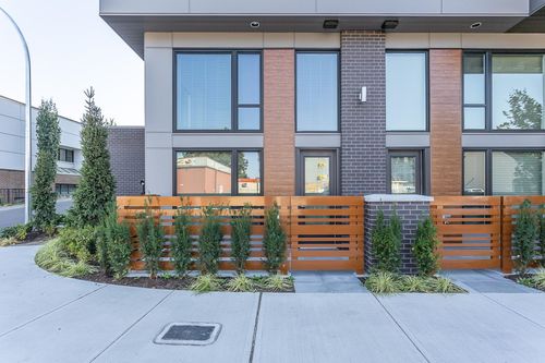 105-32838 Ventura Ave, Abbotsford, BC, V2S0M5 | Card Image