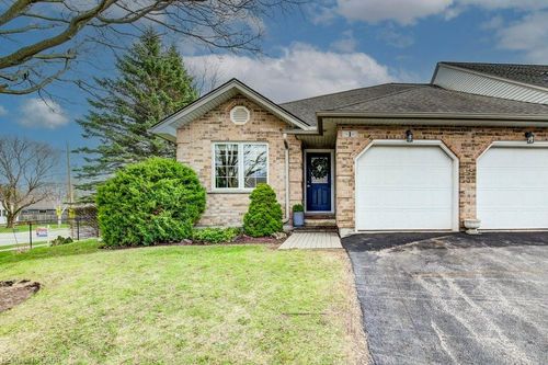 1-1198 Swan St, Ayr, ON, N0B1E0 | Card Image