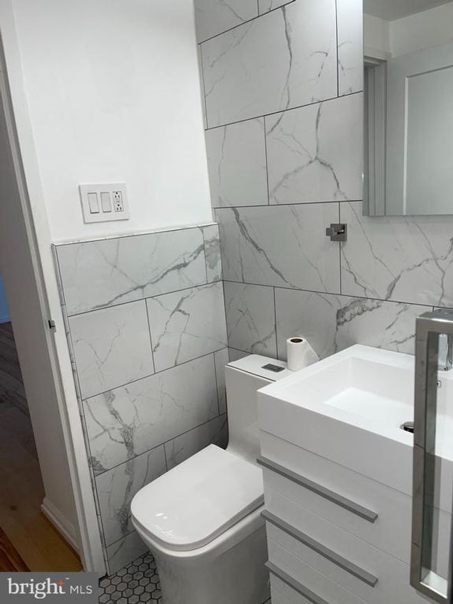 APT-708 - 1810 Rittenhouse Sq, Condo with 2 bedrooms, 1 bathrooms and null parking in PHILADELPHIA PA | Image 21