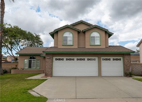 2760 W Windhaven Dr, Rialto, CA, 92377-3451 | Card Image