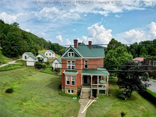 512 Walgrove Rd, Elkview, WV, 25071-6323 | Card Image