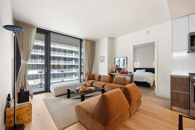 APT-12F - 131-01 40 Th Rd, Condo with 2 bedrooms, 2 bathrooms and null parking in Flushing NY | Image 4