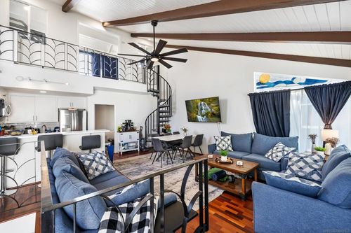 737 Whiting Ct, San Diego, CA, 92109-6903 | Card Image