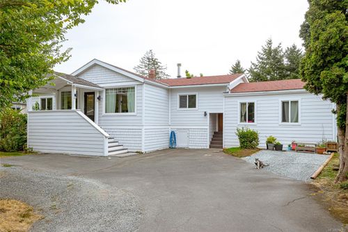 2945 Colquitz Ave, Saanich, BC, V9A2M2 | Card Image