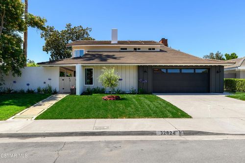 32024 Allenby Ct, Westlake Village, CA, 91361-4001 | Card Image