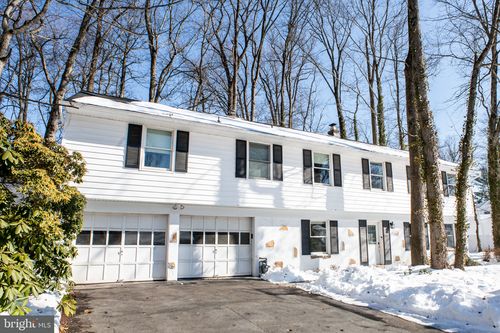 5 Birch Knoll Rd, WILMINGTON, DE, 19810-1301 | Card Image