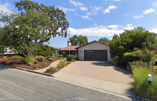 926 Nysted Dr, Solvang, CA, 93463-2248 | Card Image