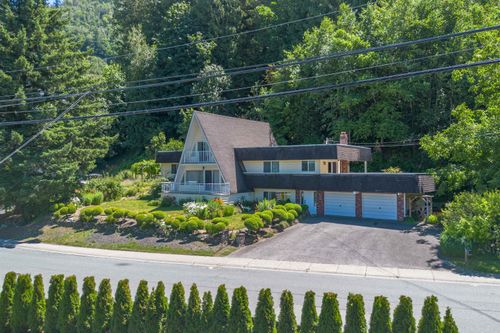 5806 Jinkerson Rd, Chilliwack, BC, V2R0C8 | Card Image