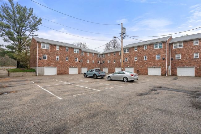 134 - 540 Granby Rd, Condo with 2 bedrooms, 2 bathrooms and 1 parking in South Hadley MA | Image 24