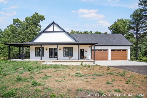 11-412 Sabine Dr, Muskegon, MI, 49442-1917 | Card Image