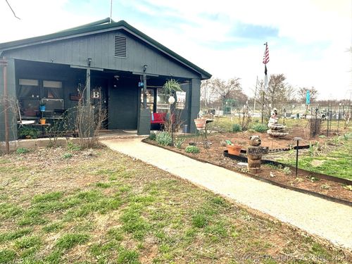 423334 E 1020 Rd, Checotah, OK, 74426-5327 | Card Image