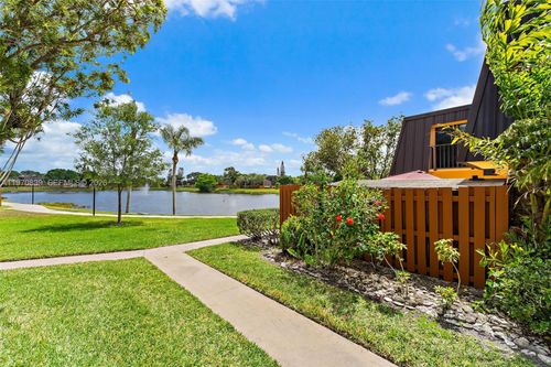 206-5830 Se Windsong Ln, Stuart, FL, 34997-8208 | Card Image