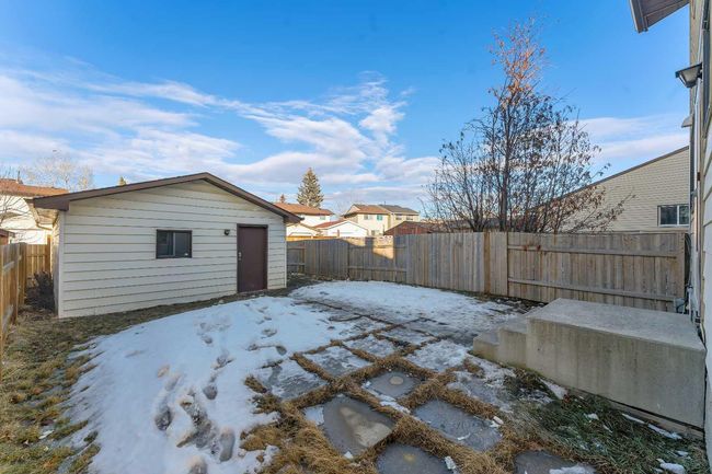 16 Castlepark Way Ne, Home with 3 bedrooms, 1 bathrooms and 4 parking in Calgary AB | Image 25