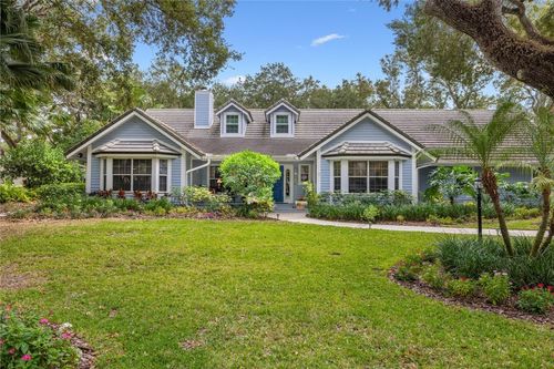 631 Tomahawk Trl, Vero Beach, FL, 32963-3923 | Card Image