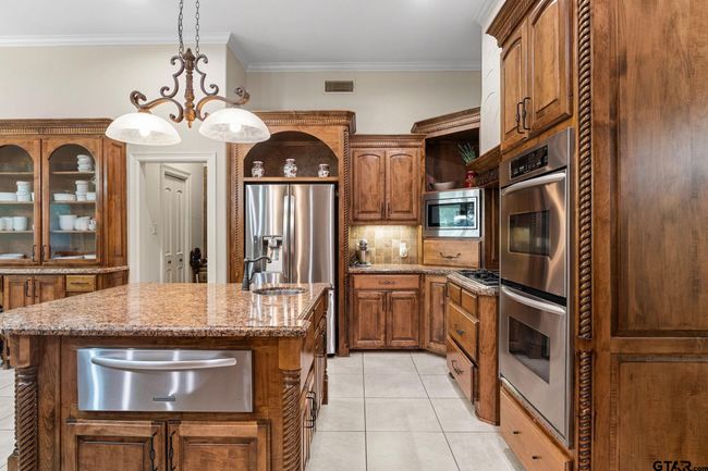 1516 Chaparrel Run, House other with 4 bedrooms, 6 bathrooms and null parking in Tyler TX | Image 7