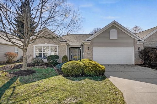 3549 Elmhurst Circle, Uniontown, OH, 44685 | Card Image