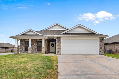 6005 Nw Grant St, Bentonville, AR, 72713-5178 | Card Image