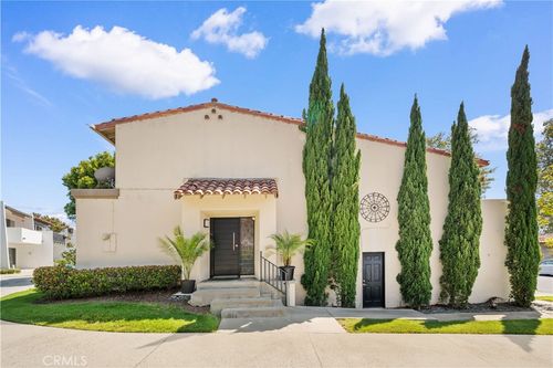 2326 Vista Hogar, Newport Beach, CA, 92660-4032 | Card Image