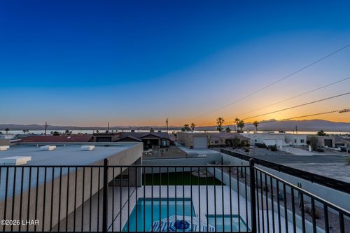 1811 Westport Dr, Lake Havasu City, AZ, 86404-1805 | Card Image