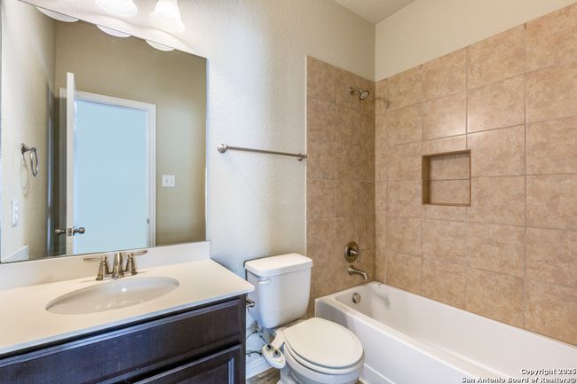 27511 Smokey Chase, House other with 4 bedrooms, 4 bathrooms and null parking in Boerne TX | Image 20