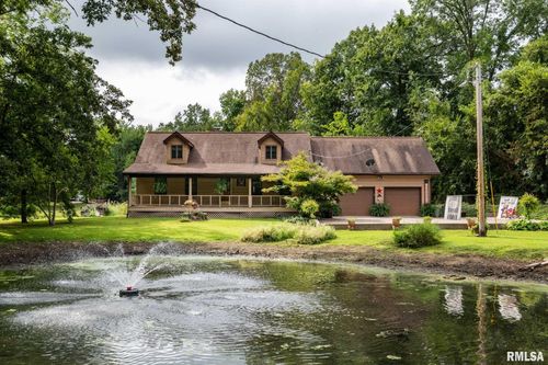 5560 Hidden Acres Ln, Carterville, IL, 62918-3450 | Card Image