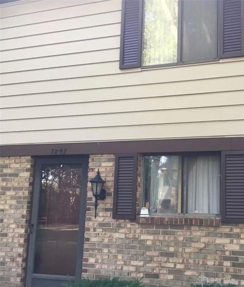 7847 Betsy Ross Cir, Dayton, OH, 45459-4023 | Card Image