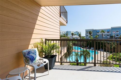 apt-235-9520 Seawall Blvd, Galveston, TX, 77554-5104 | Card Image