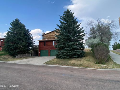 424 Range Cir, Wright, WY, 82732-5070 | Card Image