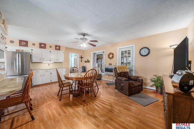 2860 335 Th St, House other with 5 bedrooms, 2 bathrooms and 6 parking in Logan IA | Image 6