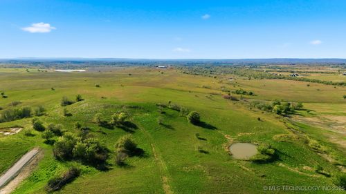 2 N Sandstone Ave, Skiatook, OK, 74070 | Card Image