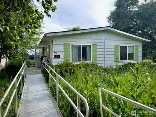 605 Ross St, Davenport, WA, 99122-5120 | Card Image