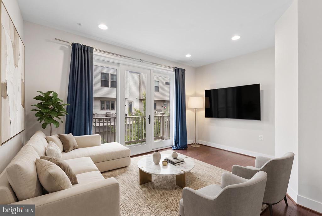 Residential in ROCKVILLE 5