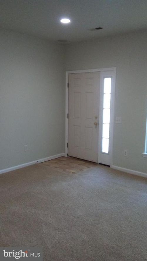 16 Steel St, TRENTON, NJ, 08611 | Card Image