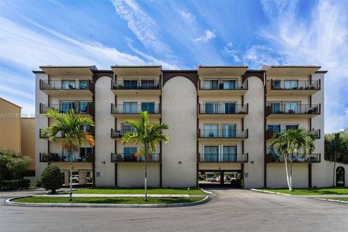 406-1950 W 54th St, Hialeah, FL, 33012-2143 | Card Image