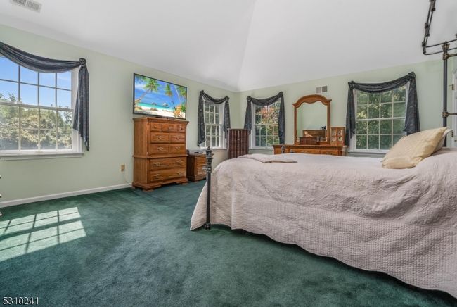 4 Hook Mountain Dr, House other with 5 bedrooms, 4 bathrooms and null parking in Annandale NJ | Image 26