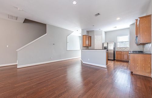 3125 Dallas St, Houston, TX, 77003-3817 | Card Image