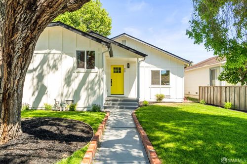 40 Ottawa St, San Mateo, CA, 94401-1305 | Card Image
