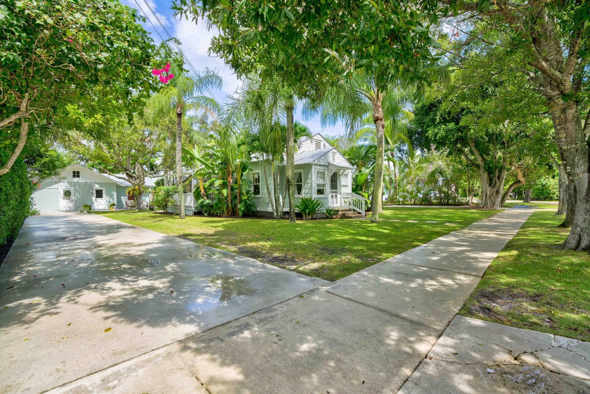 Plato Ter, Hobe Sound, FL 33455