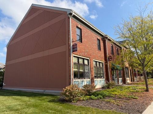 ste-c-225 Aberdeen Dr, Valparaiso, IN, 46385-7761 | Card Image