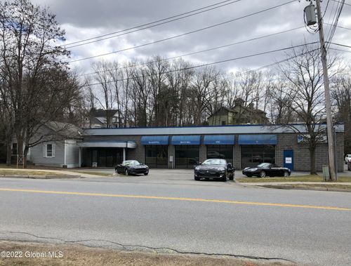 40 Excelsior Ave, Saratoga Springs, NY, 12866-2405 | Card Image