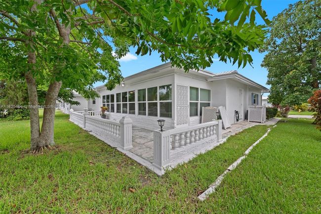 6905 Nw 73 Rd St, House other with 2 bedrooms, 2 bathrooms and null parking in Tamarac FL | Image 21