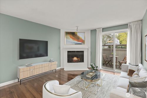 e104-14200 Ne 171st St, Woodinville, WA, 98072-9270 | Card Image