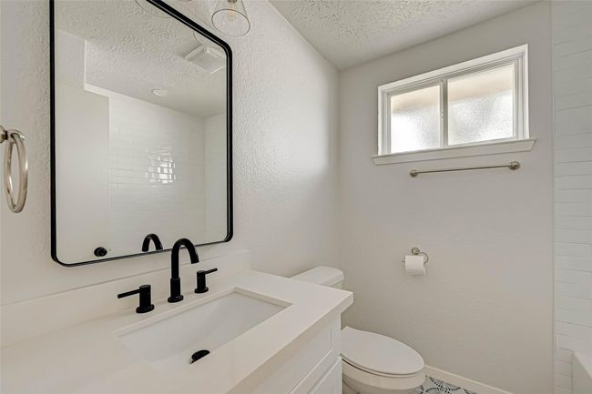 2330 Grind Stone Ln, House other with 3 bedrooms, 2 bathrooms and 2 parking in Sugar Land TX | Image 35