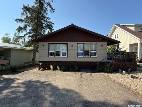 815 Lakeshore Avenue, Duck Mountain Provincial Park, SK, S0A1S0 | Card Image